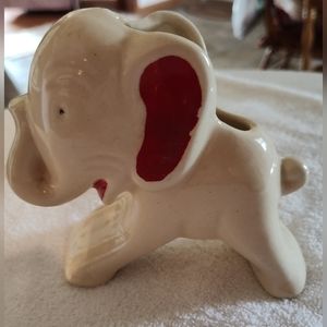 Vintage Hull "Stretch Elephant" Planter/Vase Smoke free home
